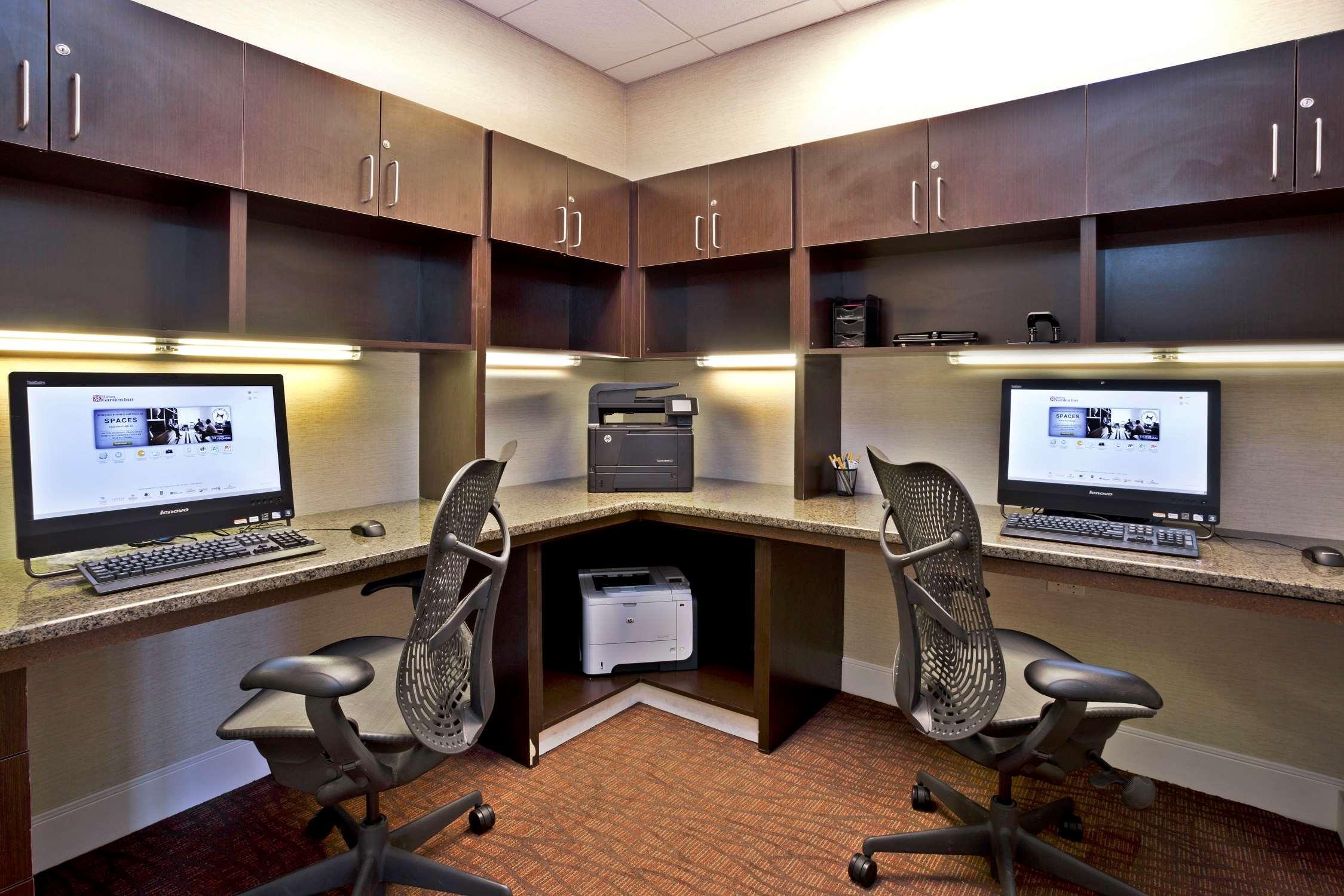 Hilton Garden Inn Detroit/Нови Экстерьер фото