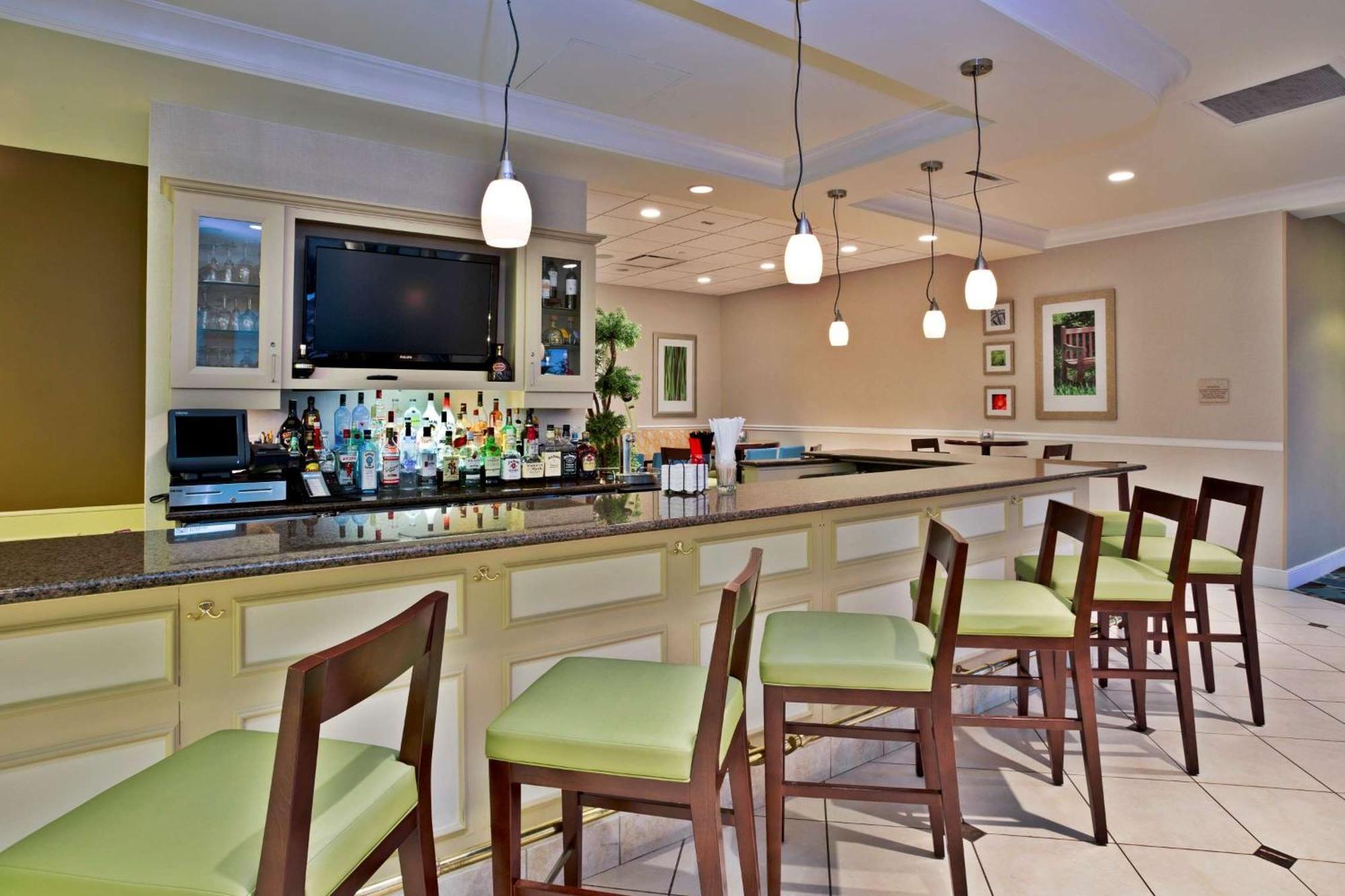 Hilton Garden Inn Detroit/Нови Экстерьер фото