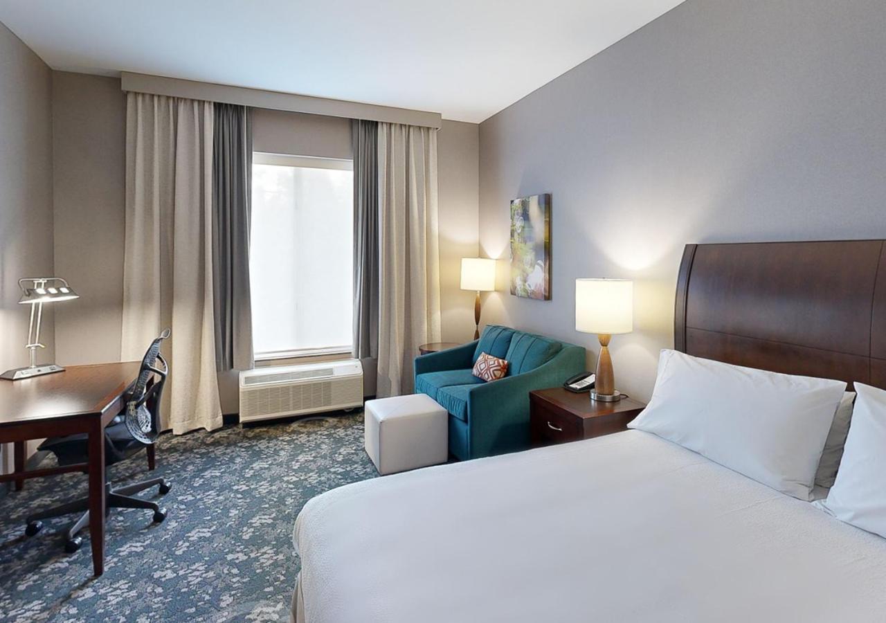 Hilton Garden Inn Detroit/Нови Экстерьер фото