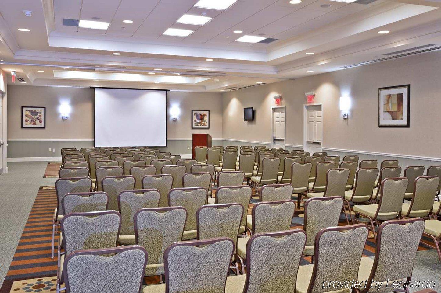 Hilton Garden Inn Detroit/Нови Экстерьер фото