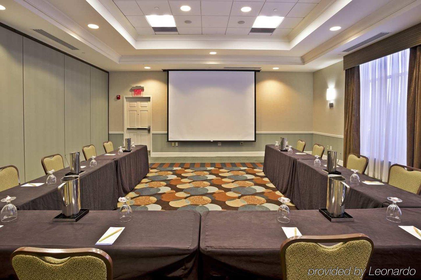 Hilton Garden Inn Detroit/Нови Экстерьер фото