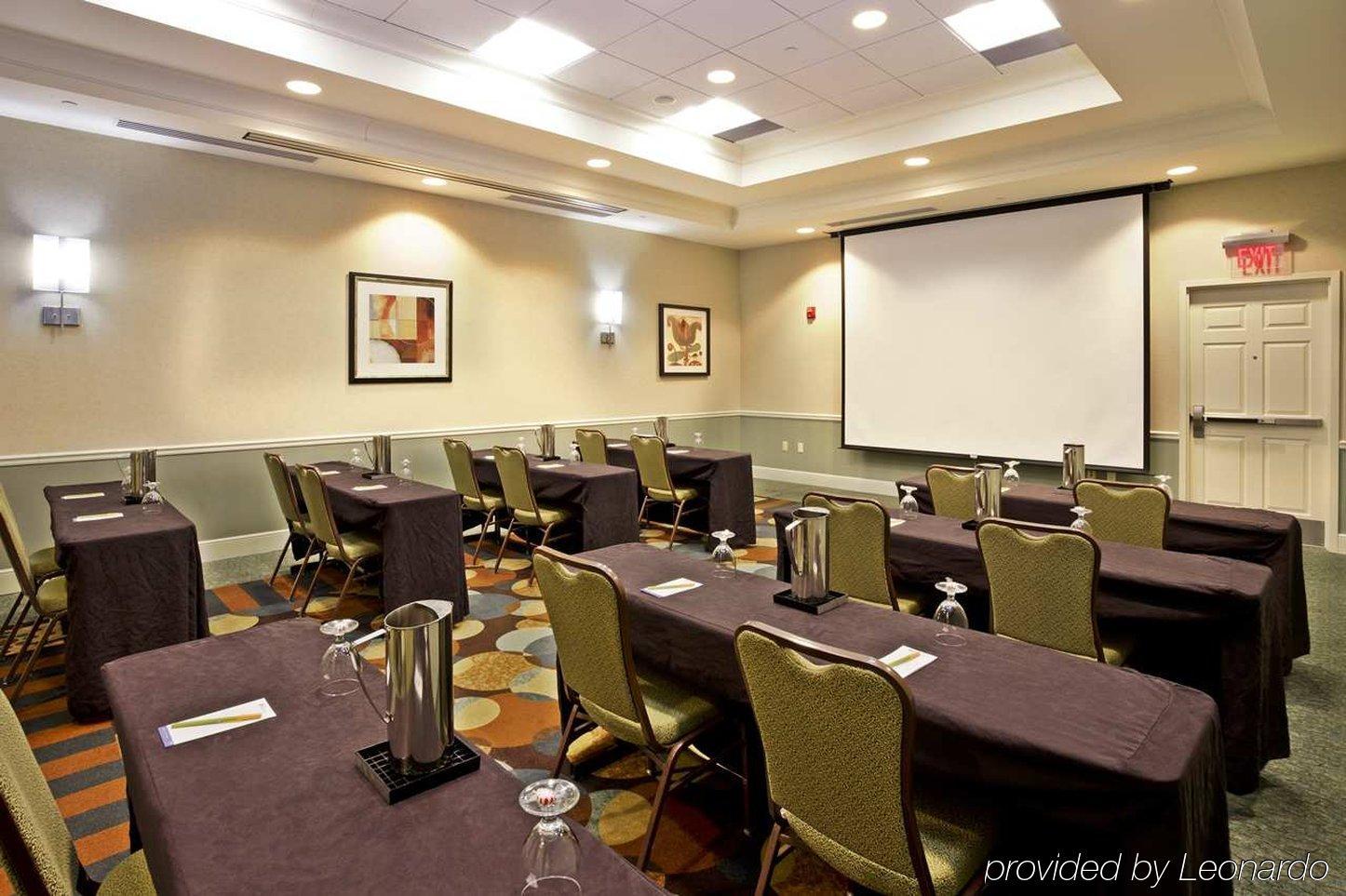 Hilton Garden Inn Detroit/Нови Экстерьер фото